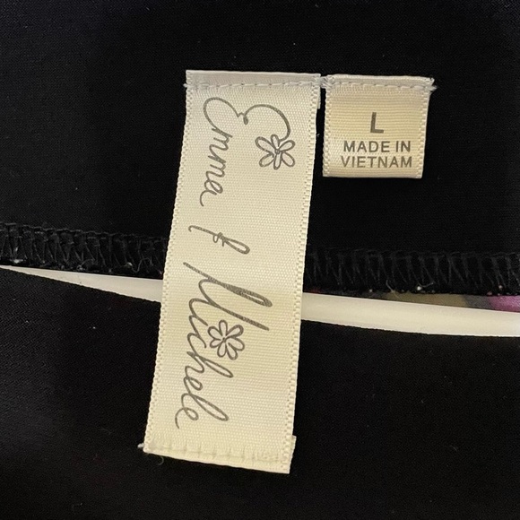 Emma & Michele Pink and Black Sheath Dress with Crew Neck - Picture 5 of 9